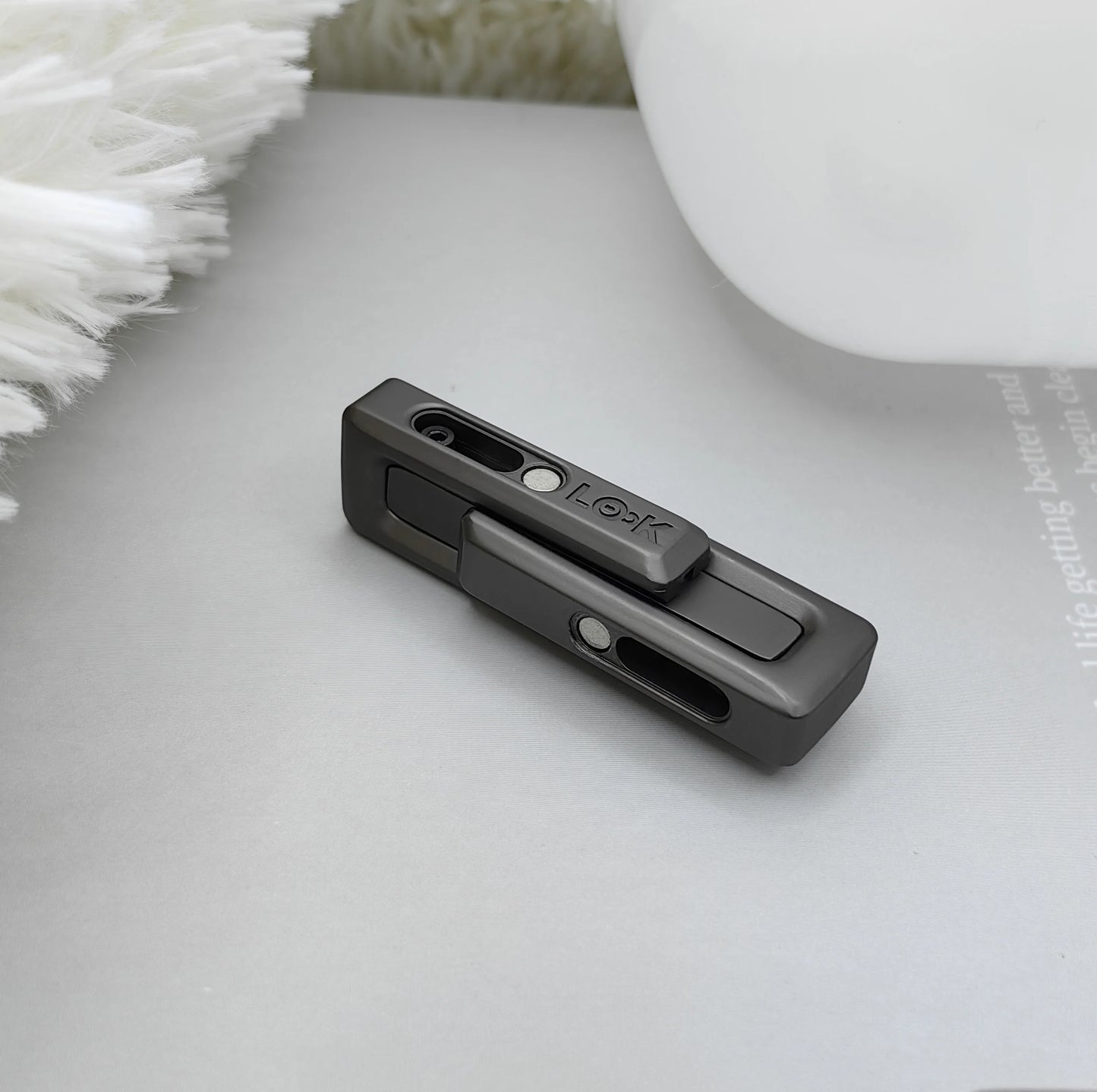 Xlock Magnetic Double Push Fidget – EDC Stress Relief Toy - Titanfidget