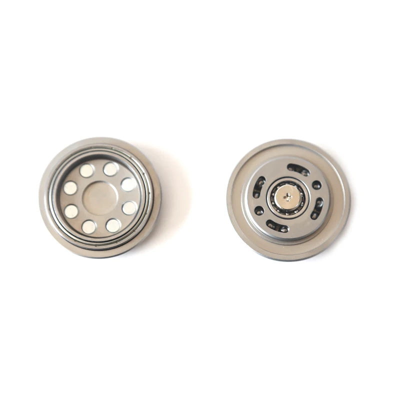 GAO Studio Magnetic Master 2.0 ratchet and magnetic haptic coin – view 3
