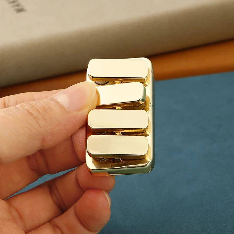 Magnetic Slider Metal Fidget Push Card – EDC Stress Relief Toy with Piano Key Sounds